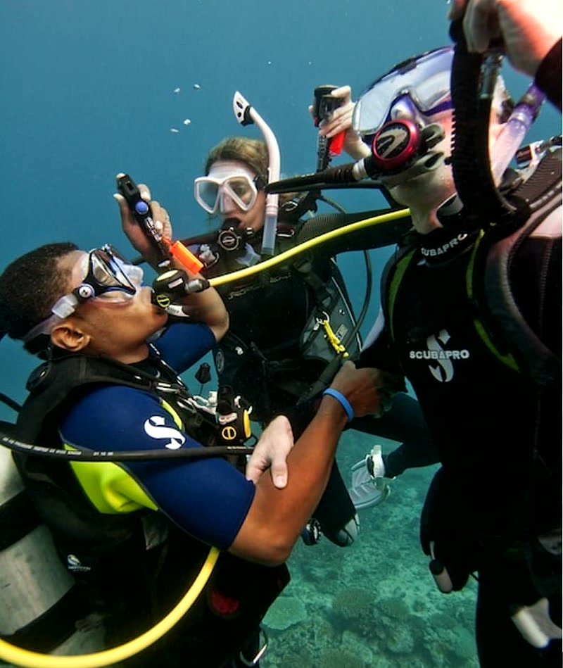 Divemaster Course — фото курса